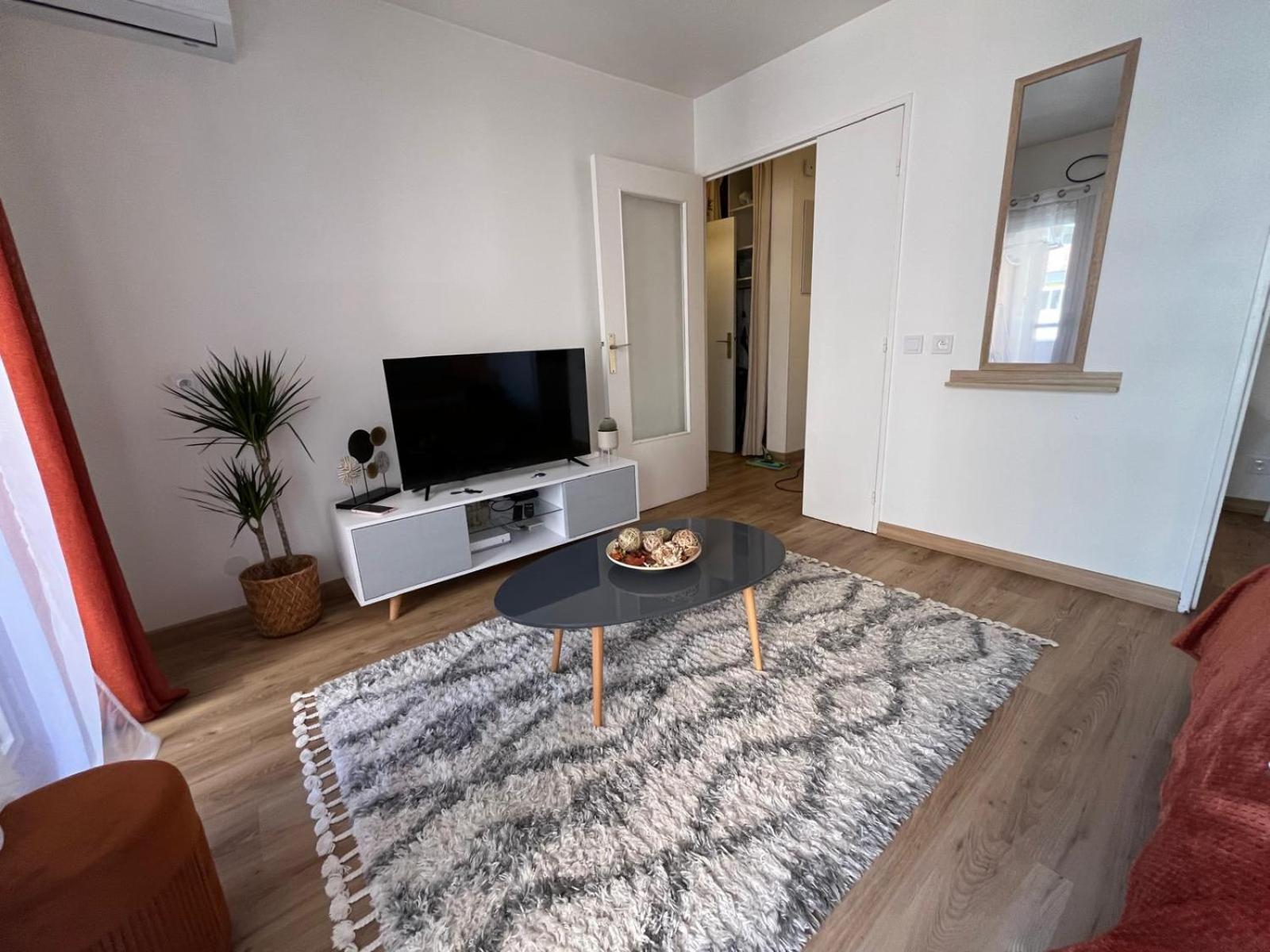 Proche Promenade Des Appartement *